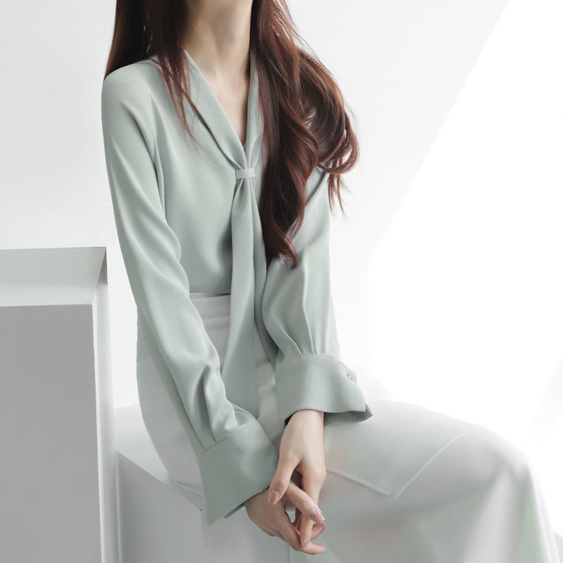 Women’s Bow-Tie V-Neck Long Sleeve Blouse